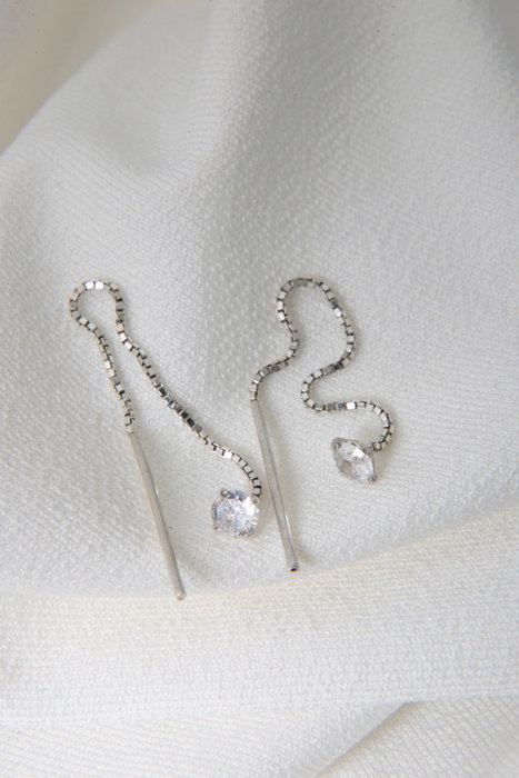 Heliophilia Silver Pendientes de Plata de Ley 925 con Diseño enhebrador Heliophilia Silver Pendientes de Plata de Ley 925 con Diseño enhebrador